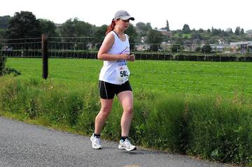 Super Artist Sarah running the Leek half marathon for Supershoes